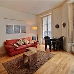 Apartment Chanoinesse - 4 Adults